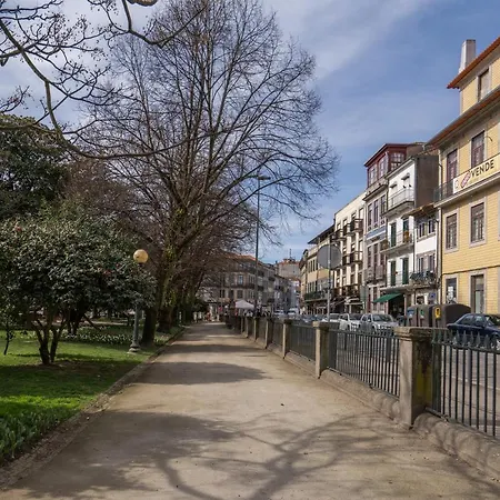 Cheerful Sunny Flat - Historical Center *