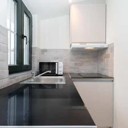 Cheerful Sunny Flat - Historical Center *