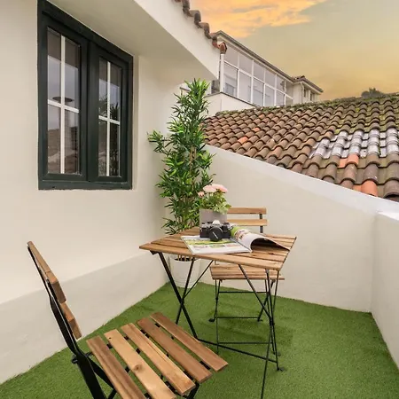 Cheerful Sunny Flat - Historical Center *