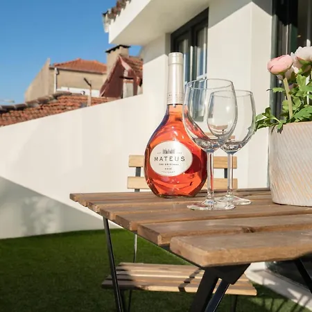 Cheerful Sunny Flat - Historical Center * Porto